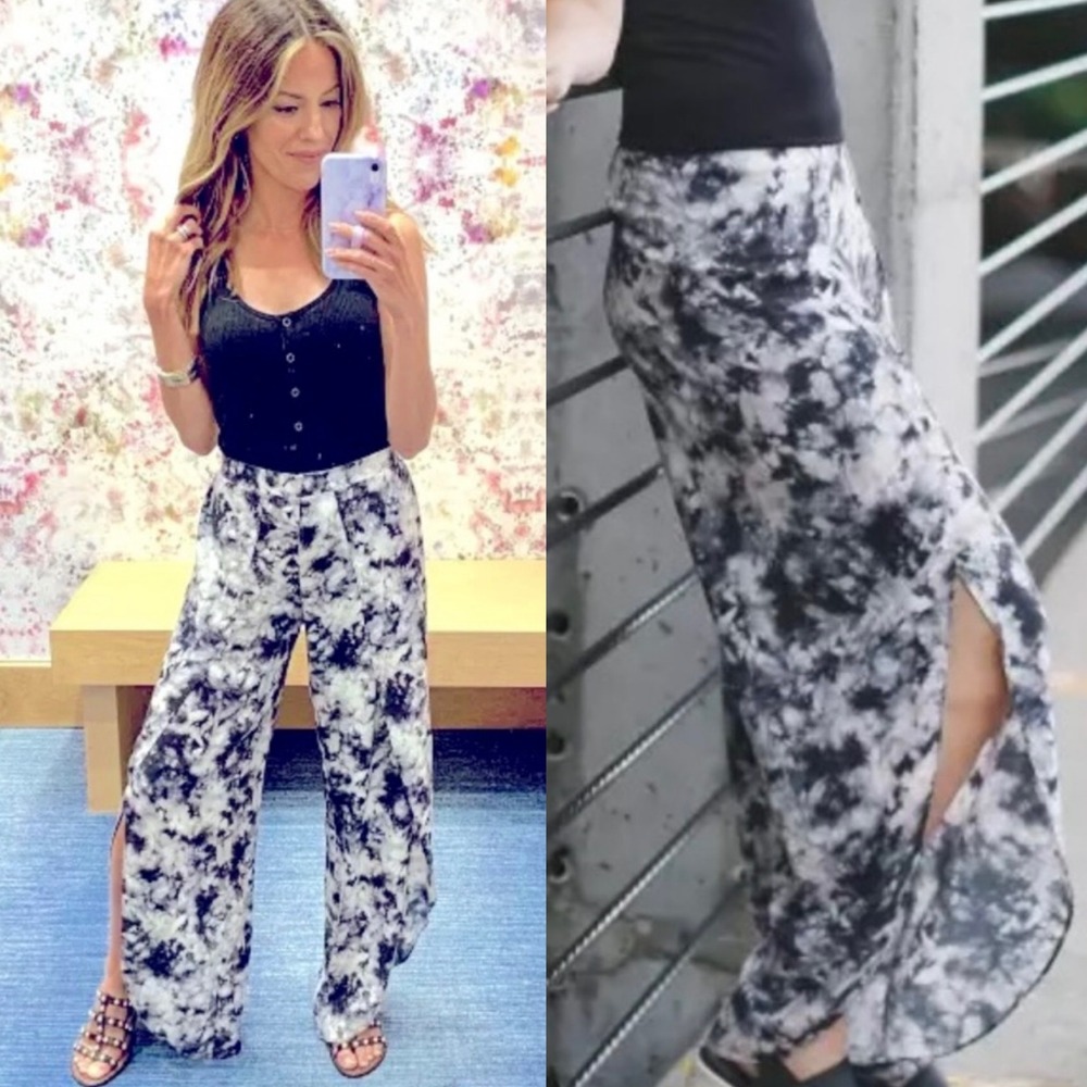 Evereve Peyton Jensen Whitney High Slit Leg Palazzo Pants Black Tie Dye Size M